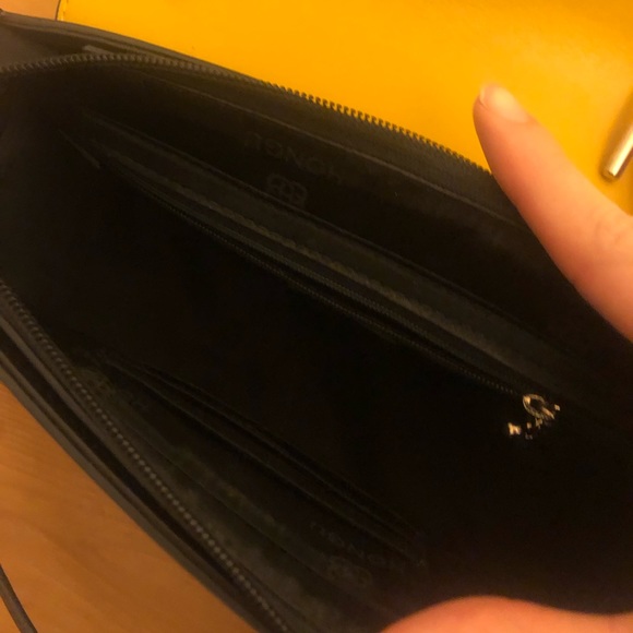 ***SOLD*** Crossbody Leather Bag - Picture 4 of 5